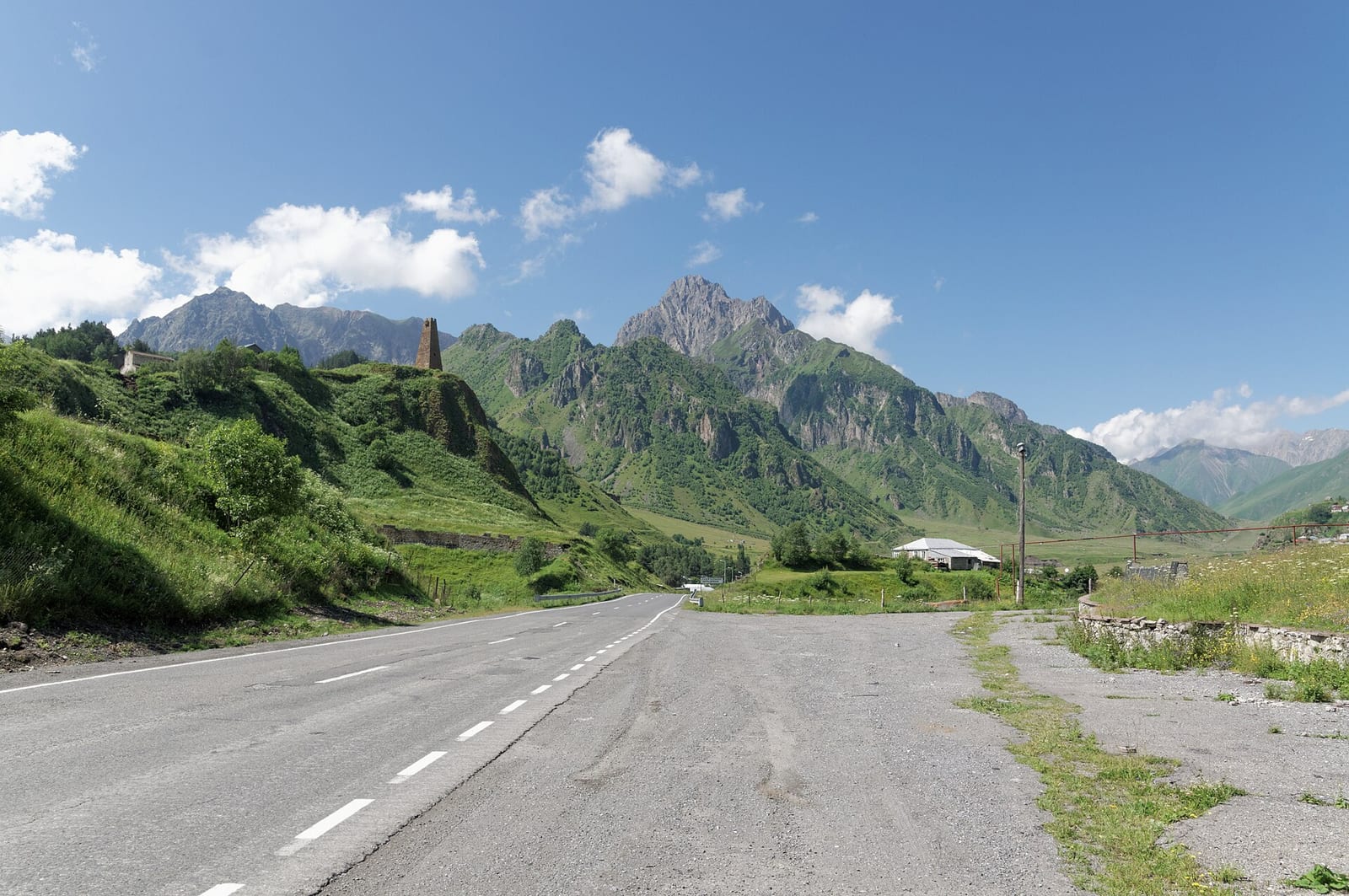 Driving in Georgia: the rules, the roads and the habits